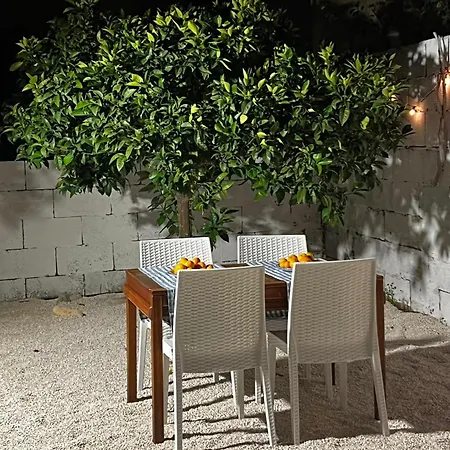 Salento Di Massimo Ferilli Naomi